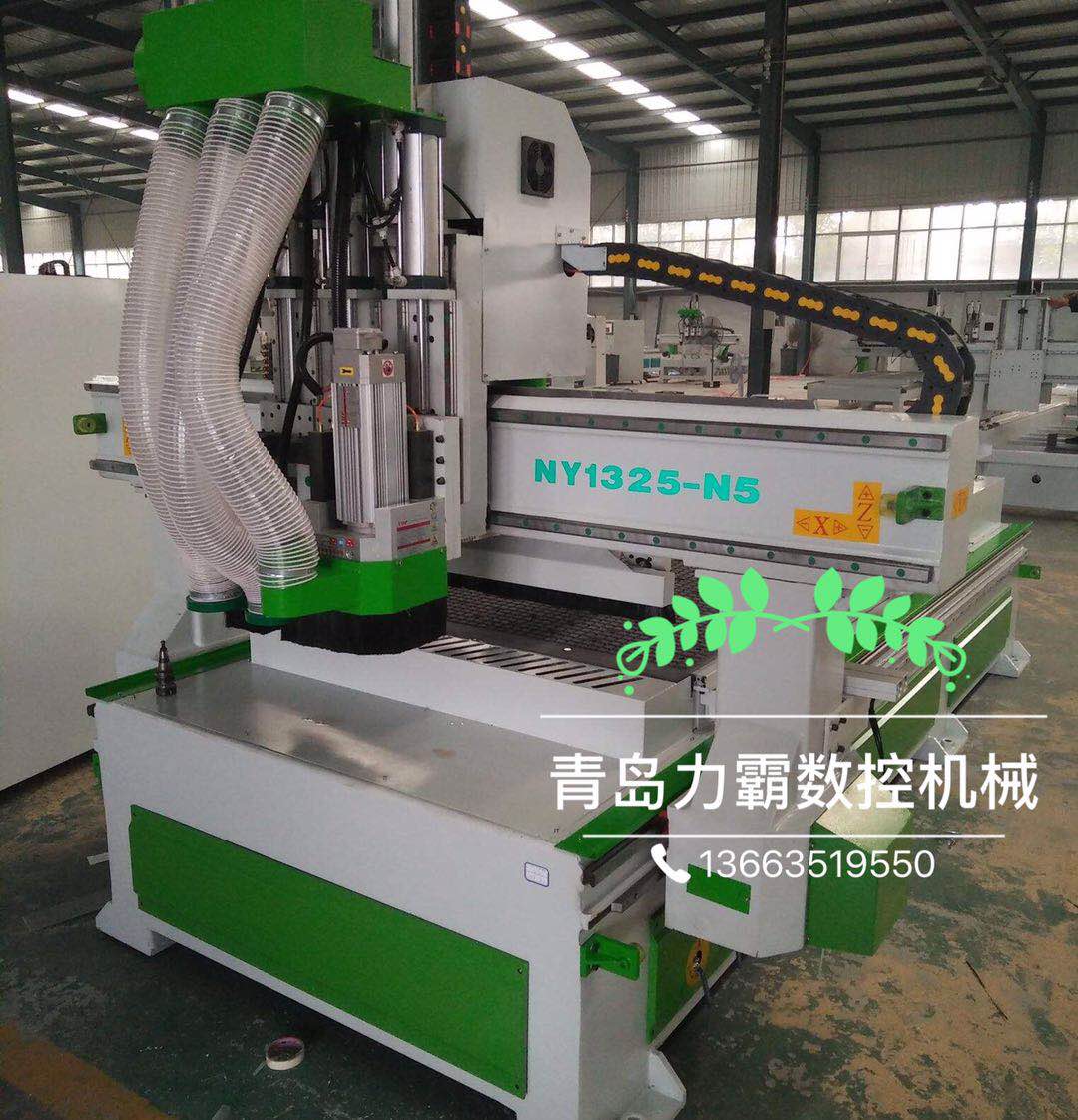 板式家具數(shù)控開料機  數(shù)控雕刻機圖片/板式家具數(shù)控開料機  數(shù)控雕刻機樣板圖 (2)
