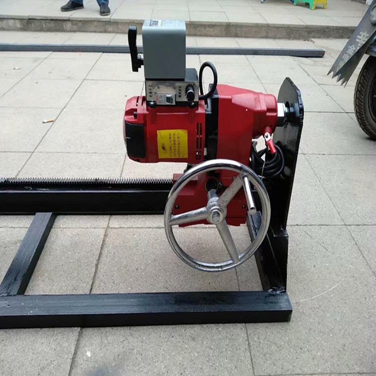 小型頂管機(jī) 過路頂管機(jī) 水鉆打孔機(jī) 過道打眼機(jī)