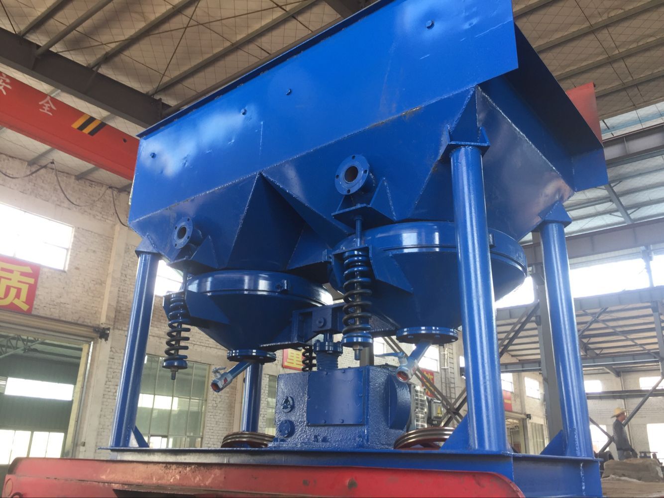 供應(yīng)選礦設(shè)備跳汰機(jī) 重力選礦設(shè)備跳汰機(jī)生產(chǎn)廠家 JT4-2螢石跳汰機(jī)