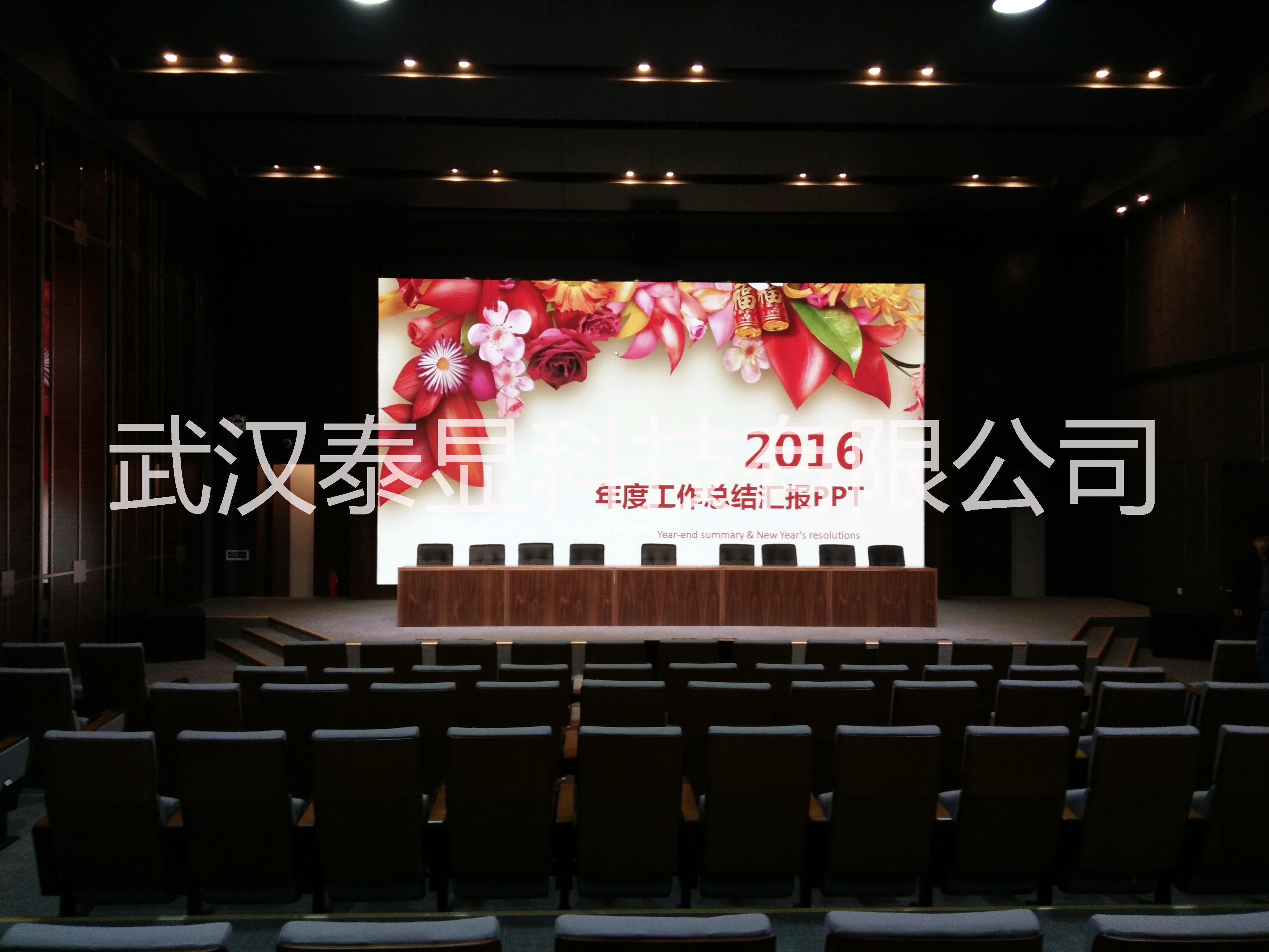 LED燈桿屏—智能LED顯示屏圖片
