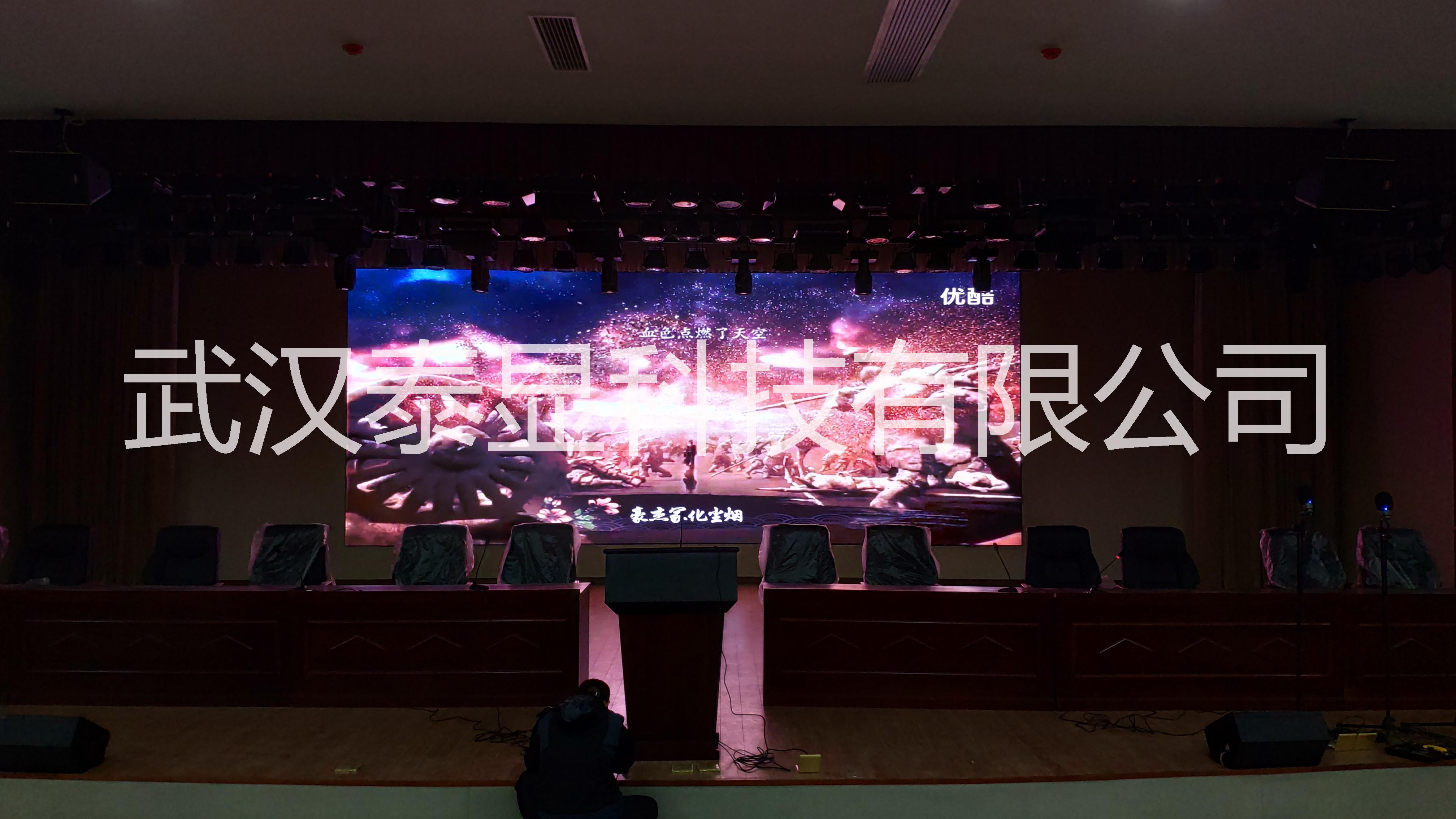 智能LED顯示屏—LED燈桿屏圖片