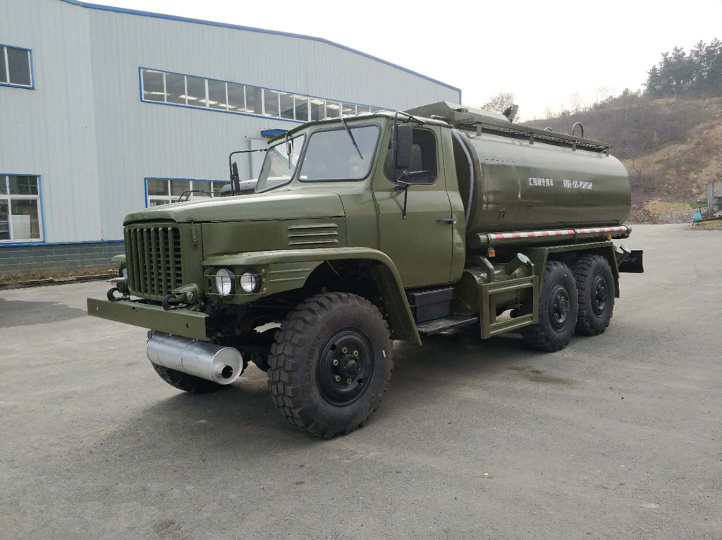 六驅(qū)越野運兵車尖頭EQ2082E圖片/六驅(qū)越野運兵車尖頭EQ2082E樣板圖 (3)