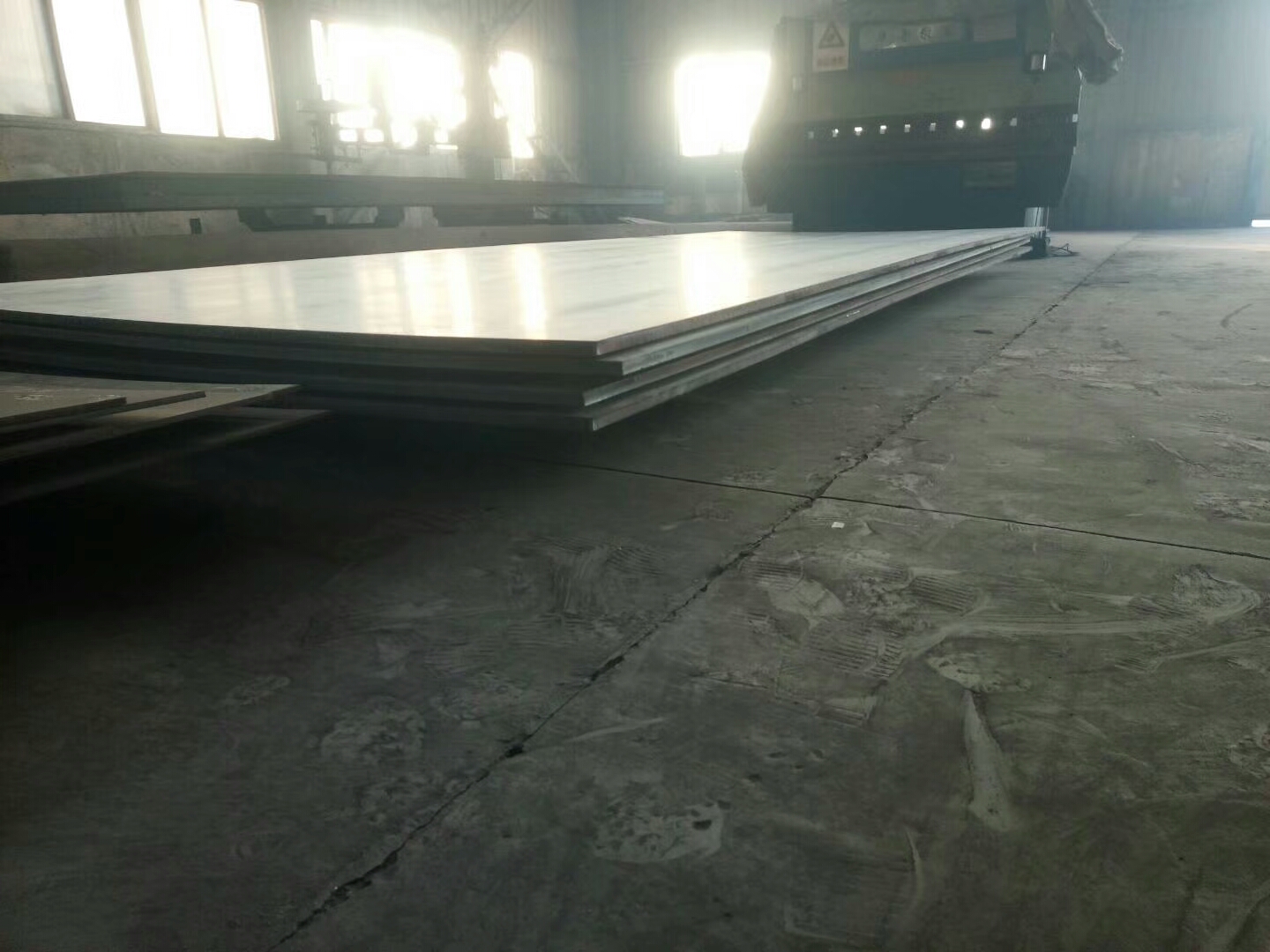 Q345R+316L，Q345R+1Cr13，Q245R+304，5+1不銹鋼復(fù)合板批發(fā)價