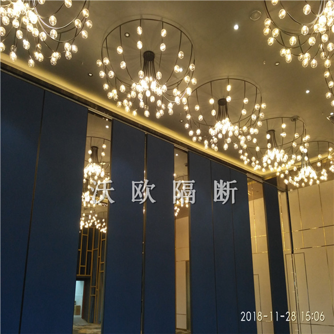 移動屏風(fēng)隔斷圖片/移動屏風(fēng)隔斷樣板圖 (1)