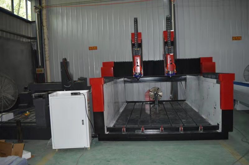 河北大理石墓碑雕刻機(jī)重型石材機(jī)