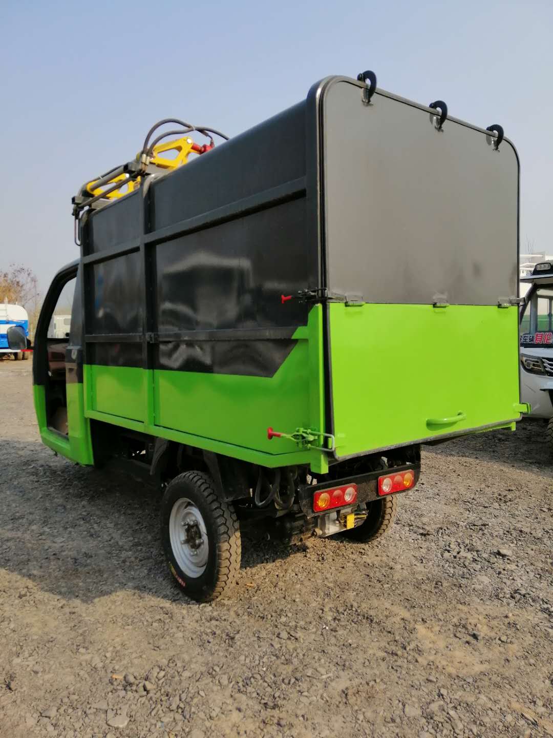 新能源電動(dòng)垃圾車圖片/新能源電動(dòng)垃圾車樣板圖 (3)