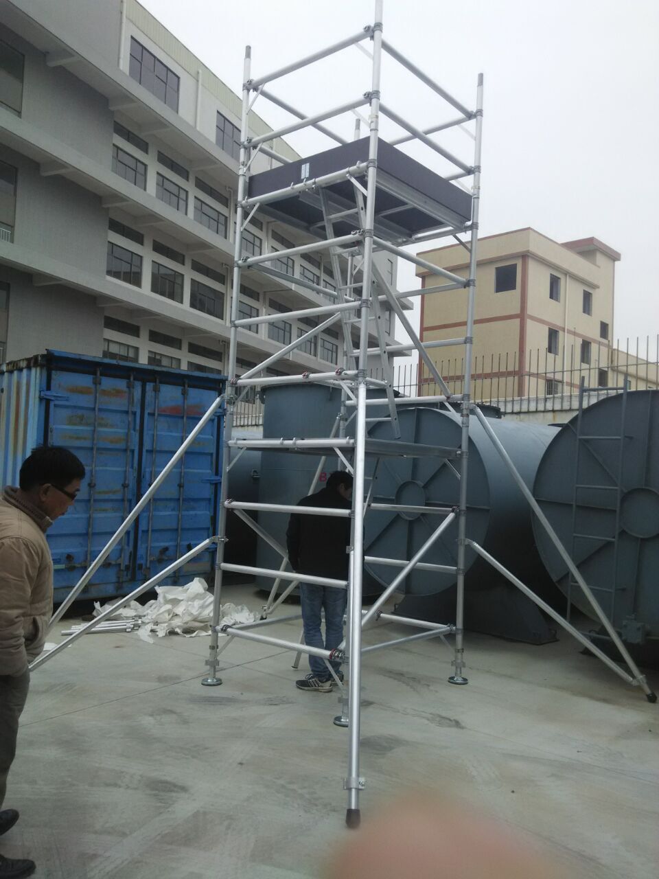 長期供應(yīng)工作鋁合金腳手架廠家直銷就選廣州市藝達(dá)機(jī)械有限公司，規(guī)格齊全，專業(yè)安裝，*