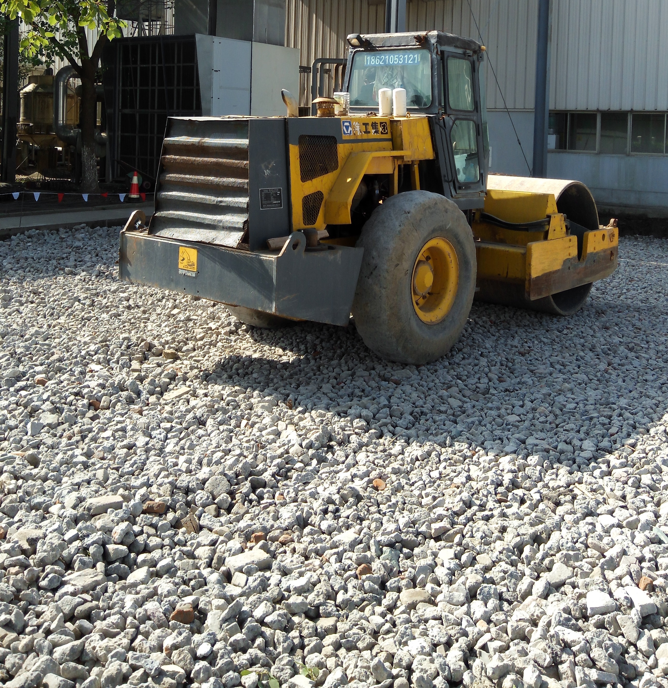 上海三林徐工牌ZS202J液壓振動壓路機(jī)租賃/浦星公路ZS202J液壓振動20噸壓路機(jī)出租