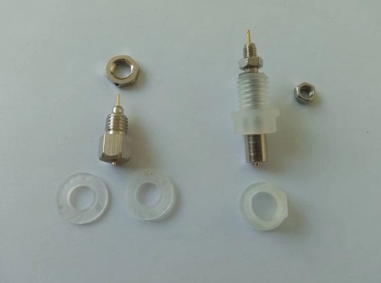 圓柱動力鋰電池大電流四線螺絲銅鍍夾具 圓柱鋰電池大電流四線銅鍍螺絲夾具