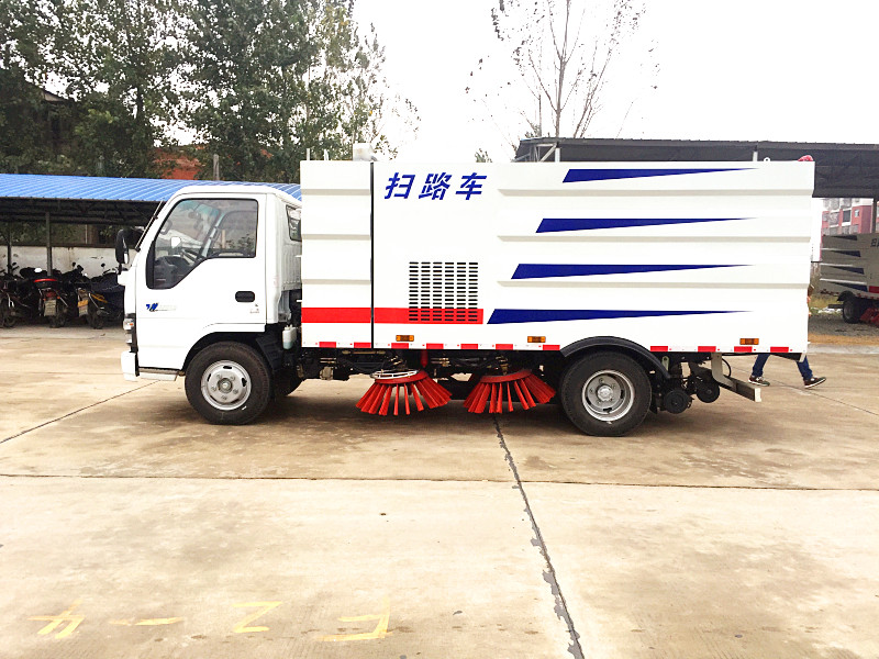江西五十鈴掃路車報(bào)價(jià)圖片/江西五十鈴掃路車報(bào)價(jià)樣板圖 (2)
