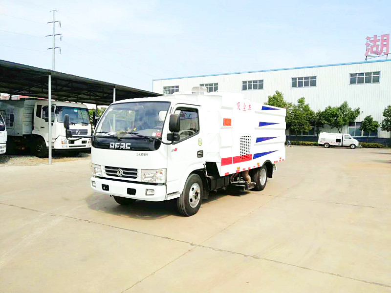 山西東風(fēng)小型吸塵車廠家大促銷圖片