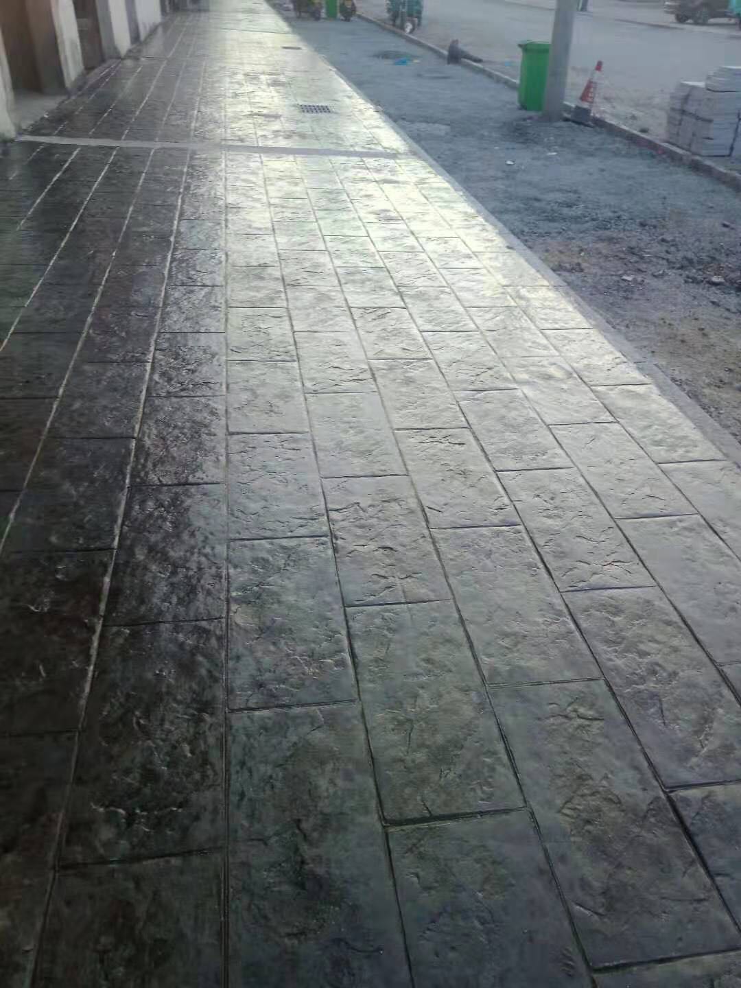 遵義水泥壓印地坪施工團(tuán)隊(duì)  水泥壓印地坪材料廠家價格