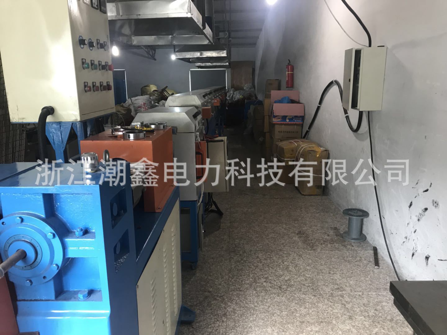 潮鑫絕緣套管 10kv/35kv絕緣護套卡扣式絕緣套管護套 廠家直銷 卡扣式絕緣套管