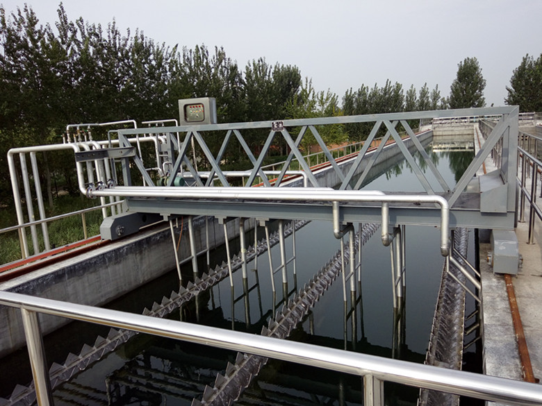 行車式刮吸泥機 桑德機械 廠家*