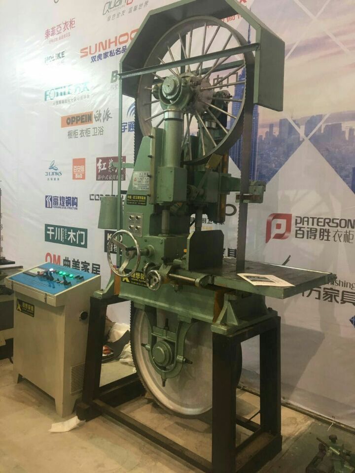 帶鋸機(jī)圖片/帶鋸機(jī)樣板圖 (2)