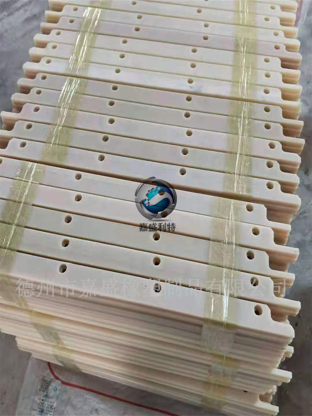 尼龍滑動鏈條導(dǎo)軌圖片/尼龍滑動鏈條導(dǎo)軌樣板圖 (1)