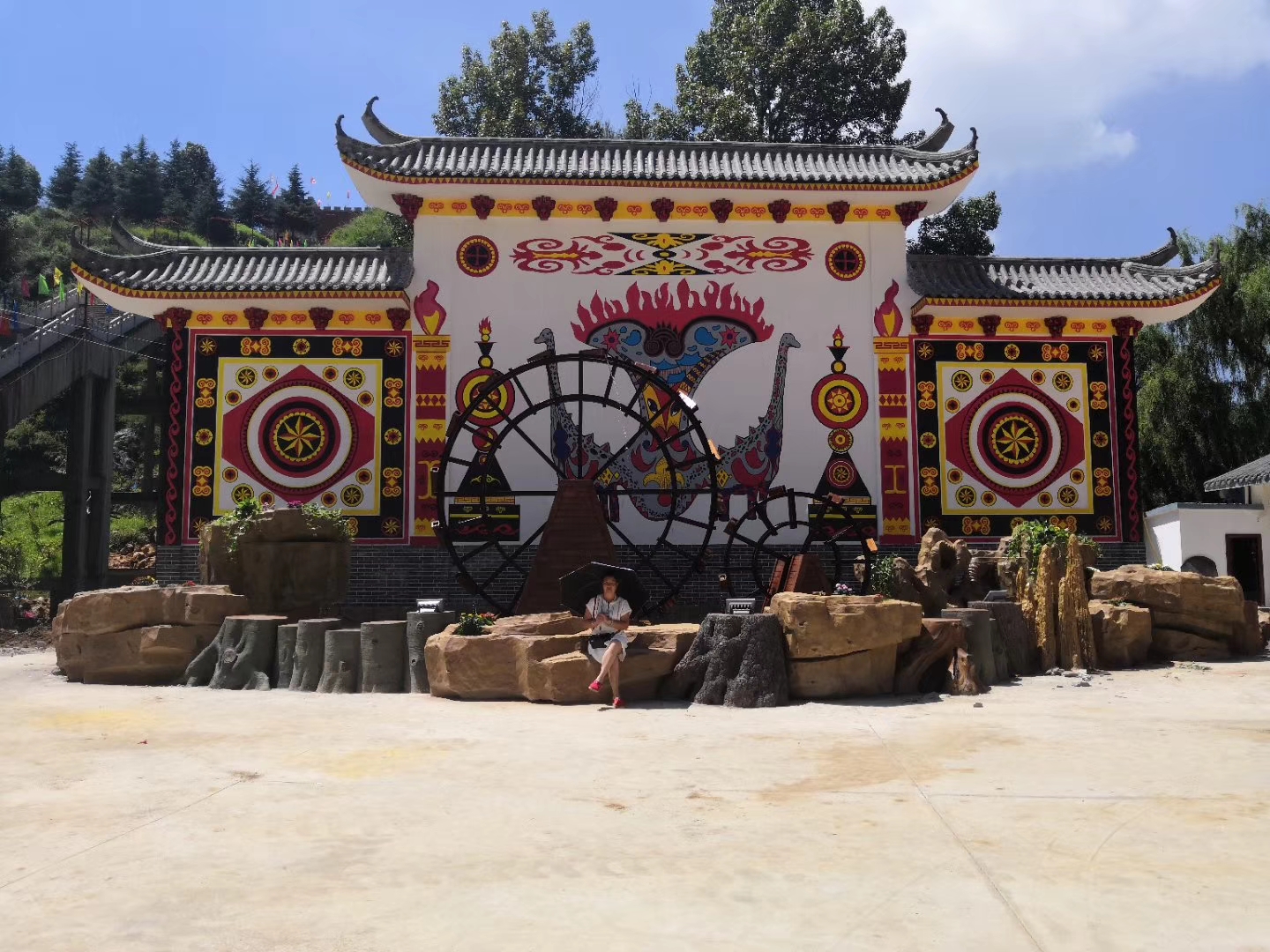 水泥假山圖片/水泥假山樣板圖 (1)