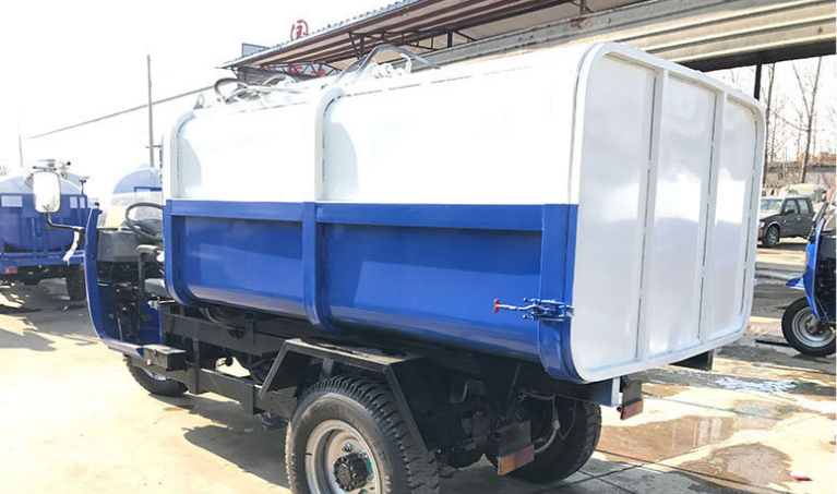 掛桶式垃圾車性能