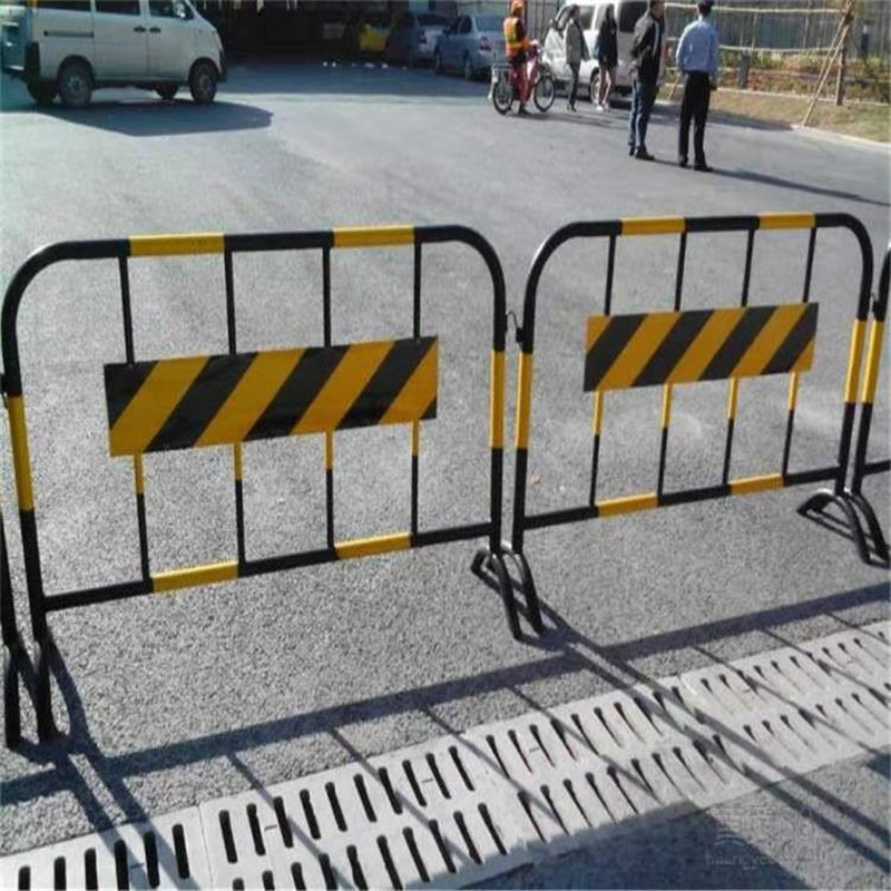 建筑鐵馬 不銹鋼鐵馬 市政鐵馬 施工臨邊安全防護(hù)