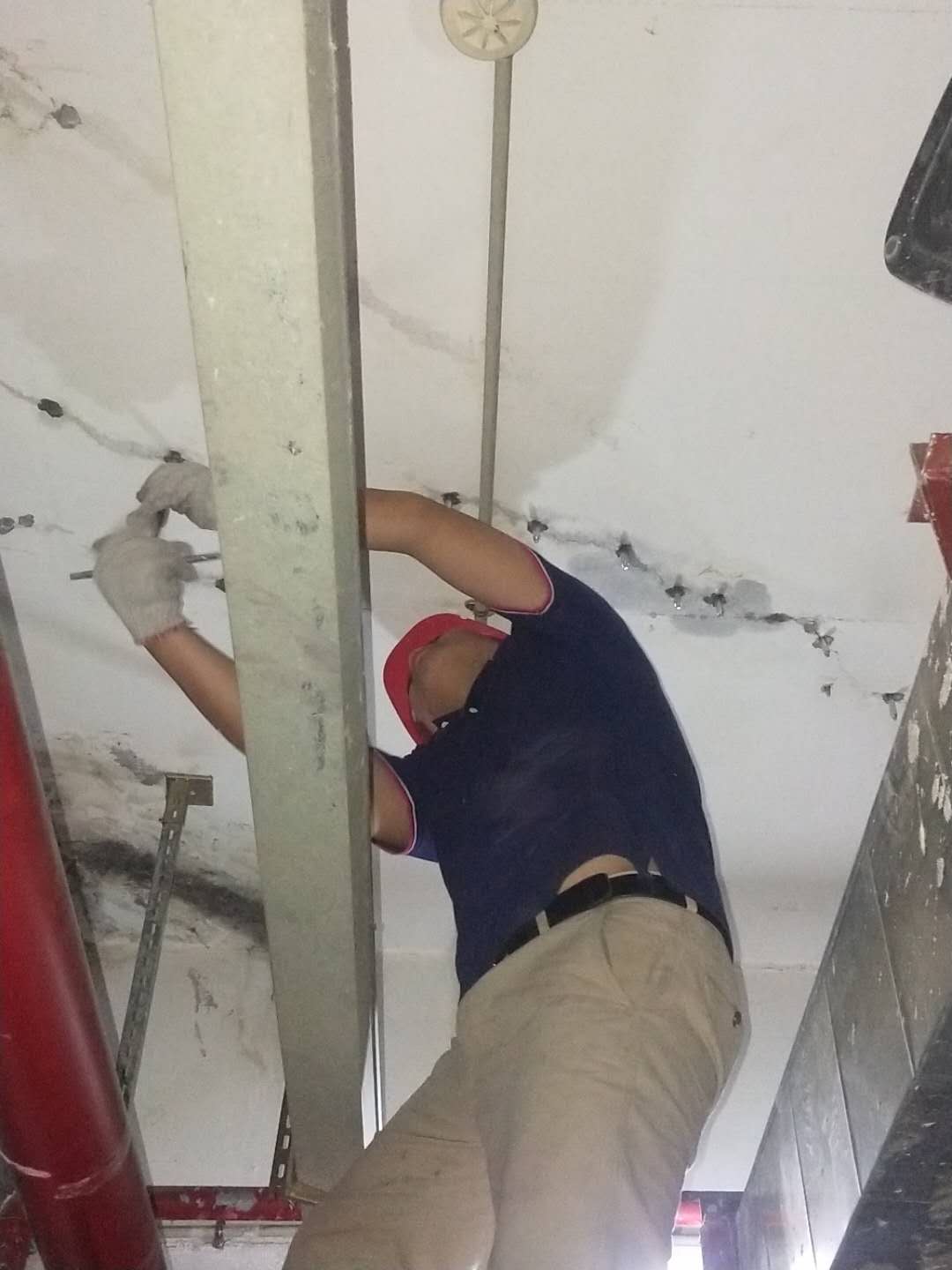 佛山市承接陽臺(tái)各類防水補(bǔ)漏工程圖片/佛山市承接陽臺(tái)各類防水補(bǔ)漏工程樣板圖 (4)