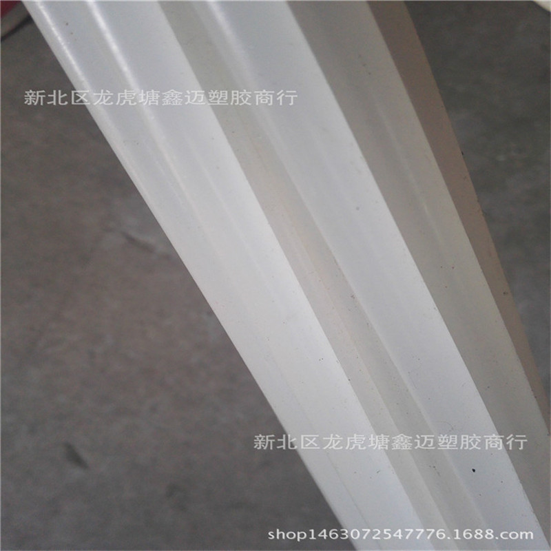 進(jìn)口白色半透明PCTFE棒材 耐腐蝕 可用作接觸強(qiáng)腐蝕介質(zhì)