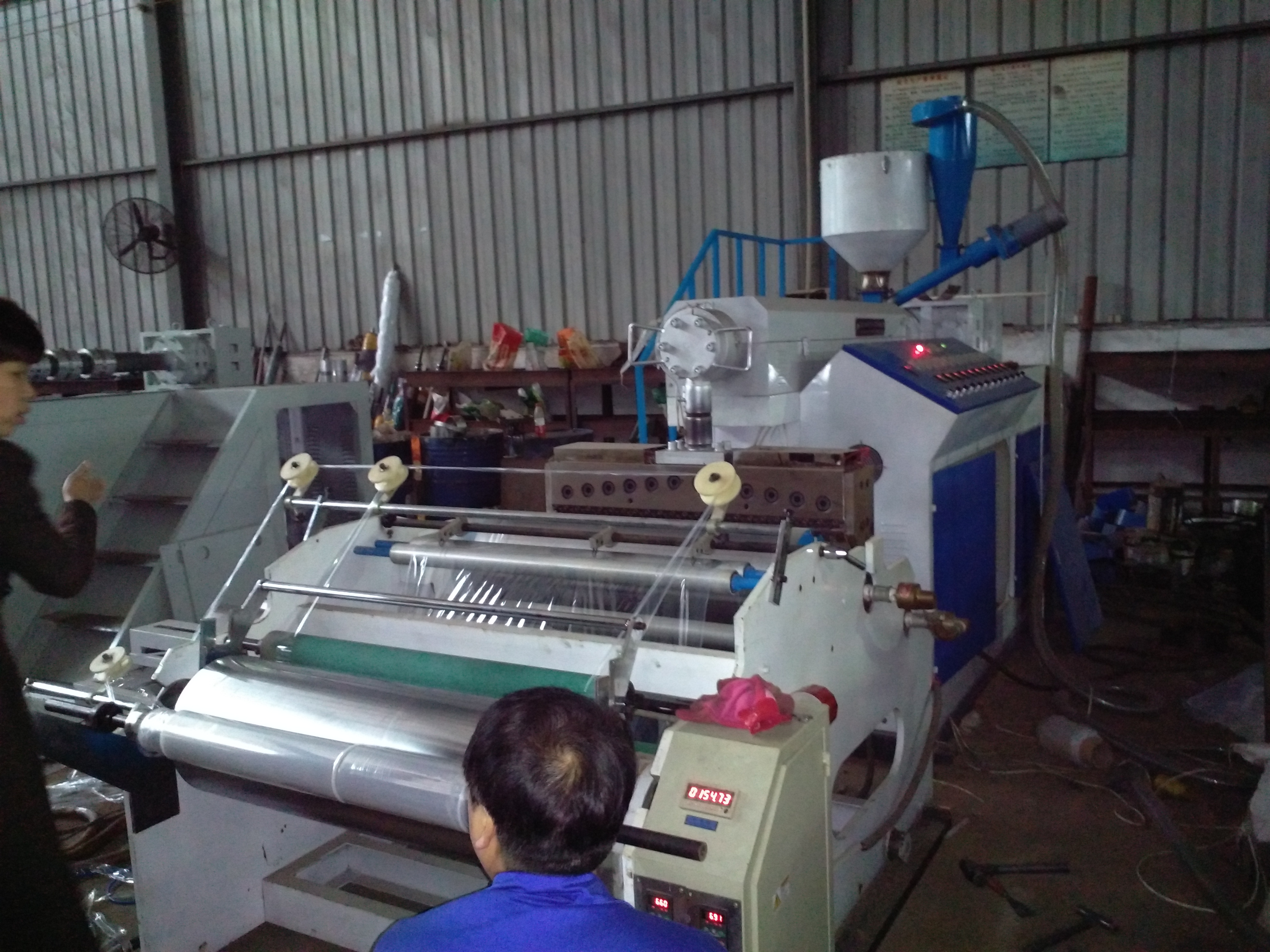 自動單層拉伸膜機(jī)組纏繞機(jī)圖片/自動單層拉伸膜機(jī)組纏繞機(jī)樣板圖 (2)