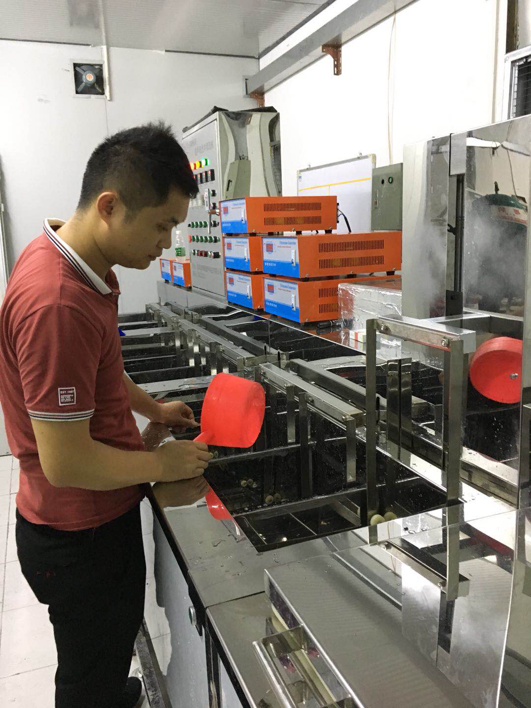 超聲波清洗機(jī)精密五金圖片/超聲波清洗機(jī)精密五金樣板圖 (4)