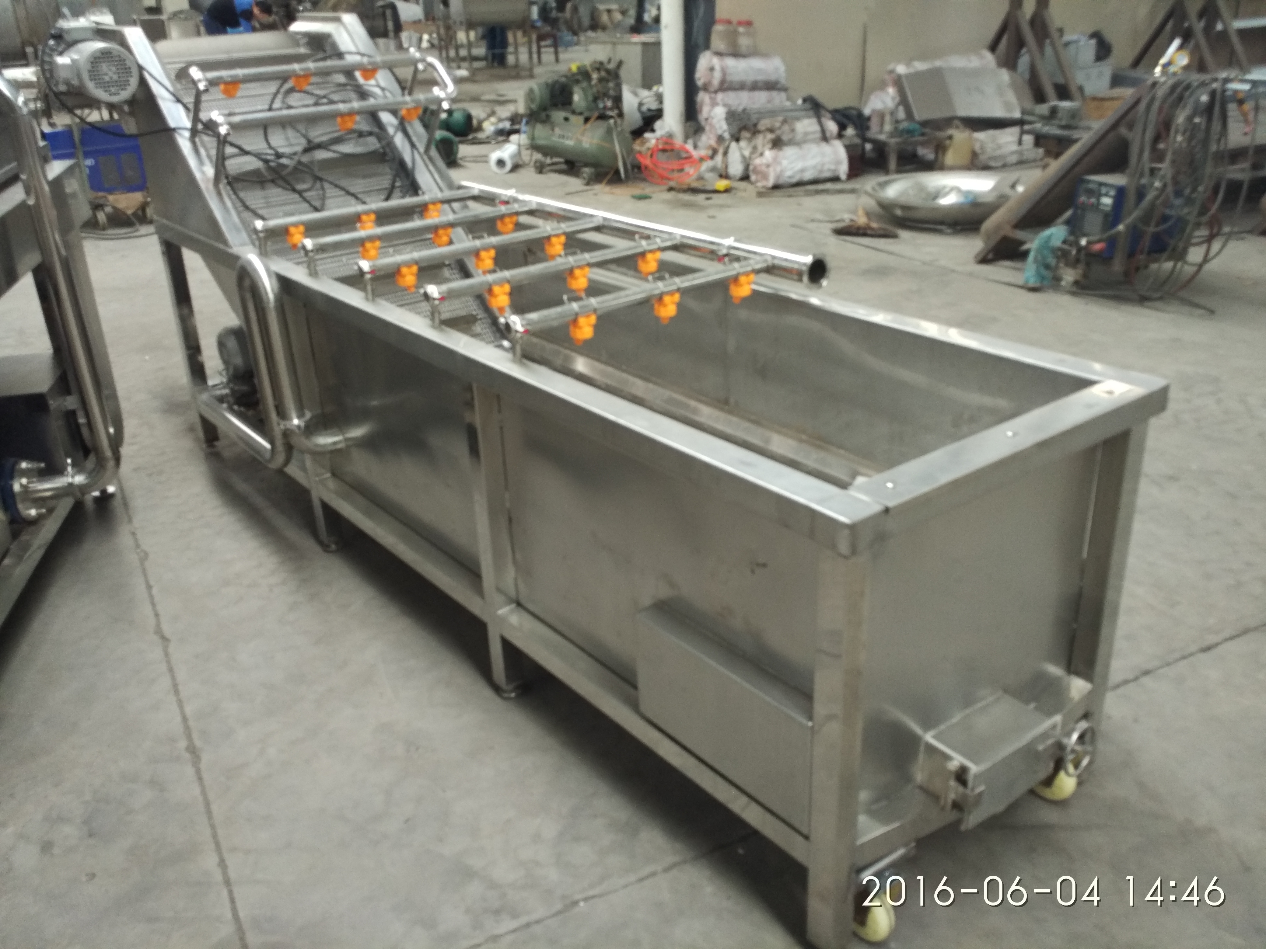 高壓噴淋清洗機圖片