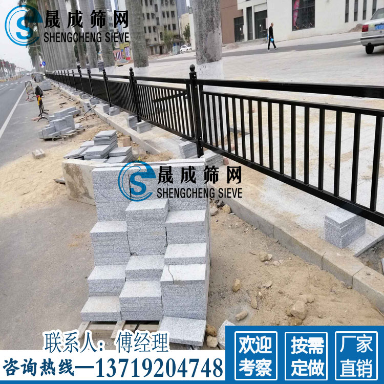 珠海市政道路護(hù)欄 市政交通護(hù)欄 中山黑色市政護(hù)欄加工廠