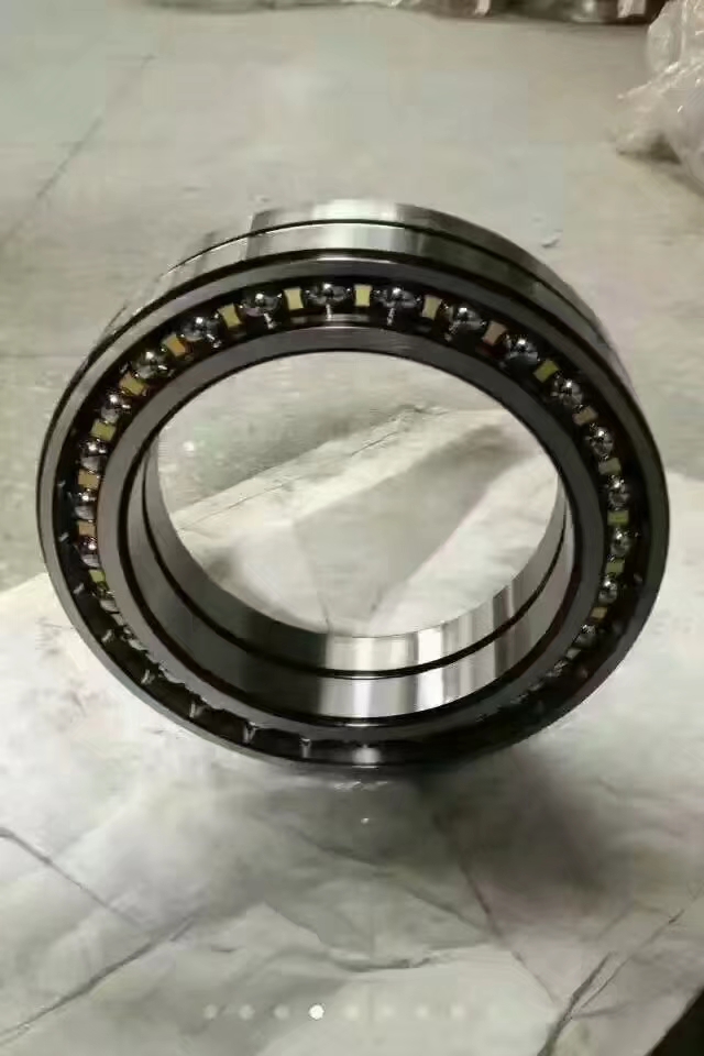 工程機械軸承圖片