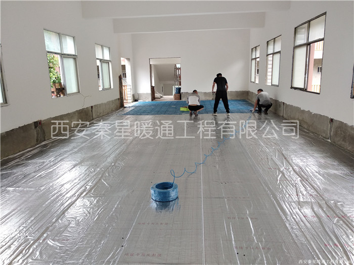 電熱地暖安裝圖片/電熱地暖安裝樣板圖 (2)