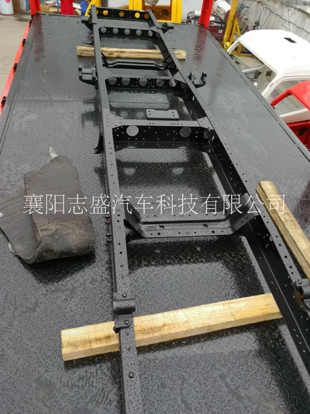 東風(fēng)多利卡車架圖片/東風(fēng)多利卡車架樣板圖 (3)