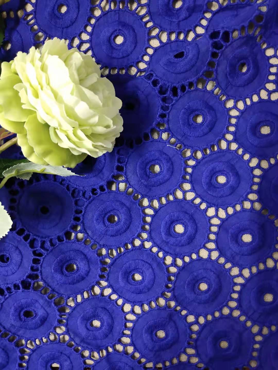 棉布刺繡雕孔鏤空花邊滿幅圖片/棉布刺繡雕孔鏤空花邊滿幅樣板圖 (2)