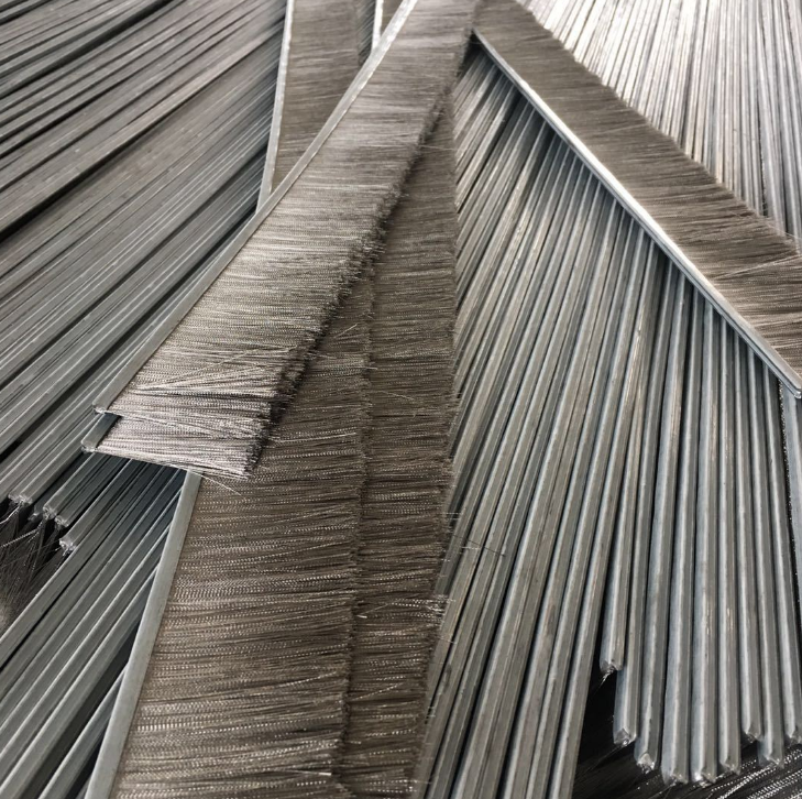 密封鐵皮毛刷條圖片