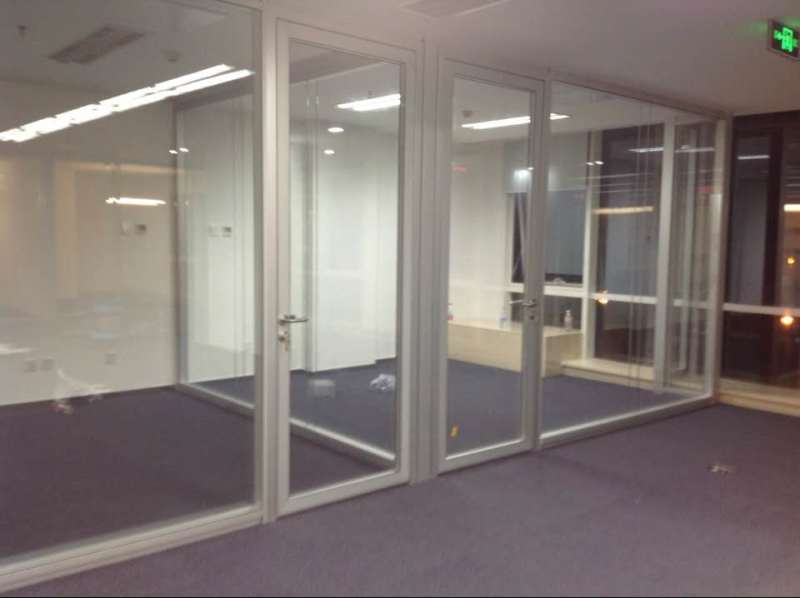 單玻雙玻帶百葉隔斷圖片