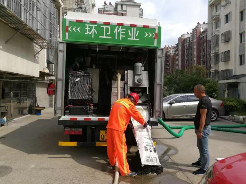 东莞市九九八吸粪车 干湿分离吸粪车厂家环保吸粪车 九九八吸粪车 干湿分离吸粪车