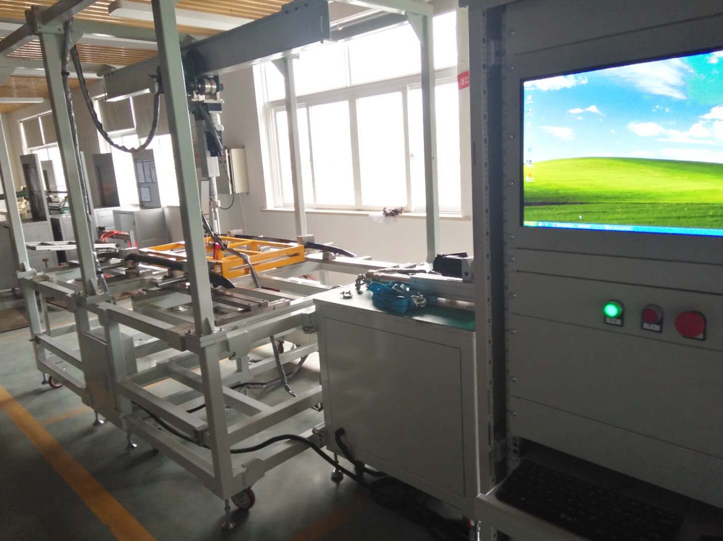 汽車行李架試驗(yàn)臺