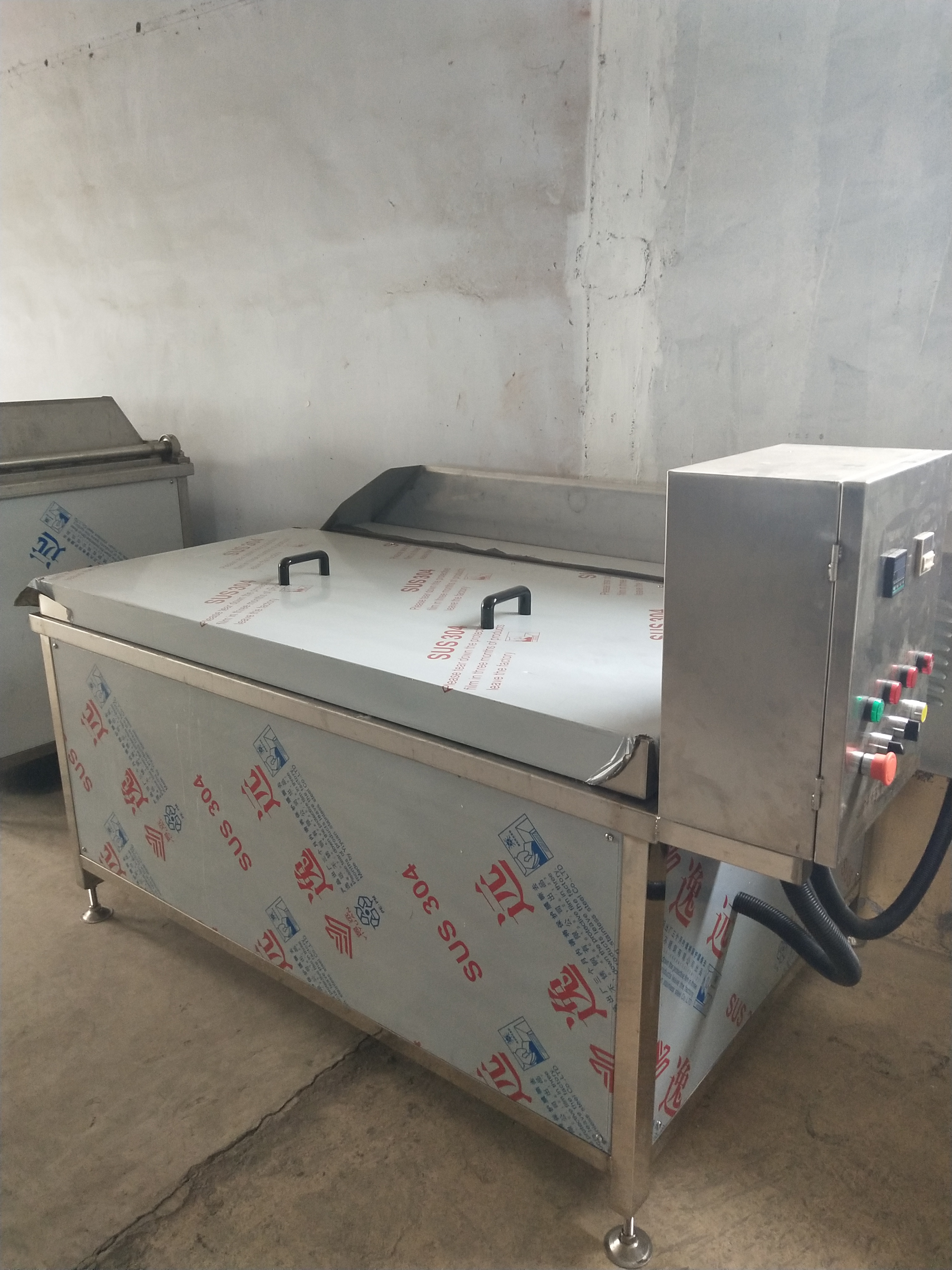 果凍軟包裝翻轉(zhuǎn)式巴氏殺菌機圖片