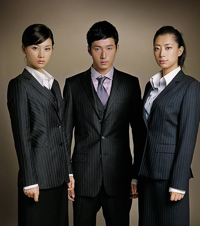 供應(yīng)商務(wù)男西裝、職業(yè)西服、管理人員正裝