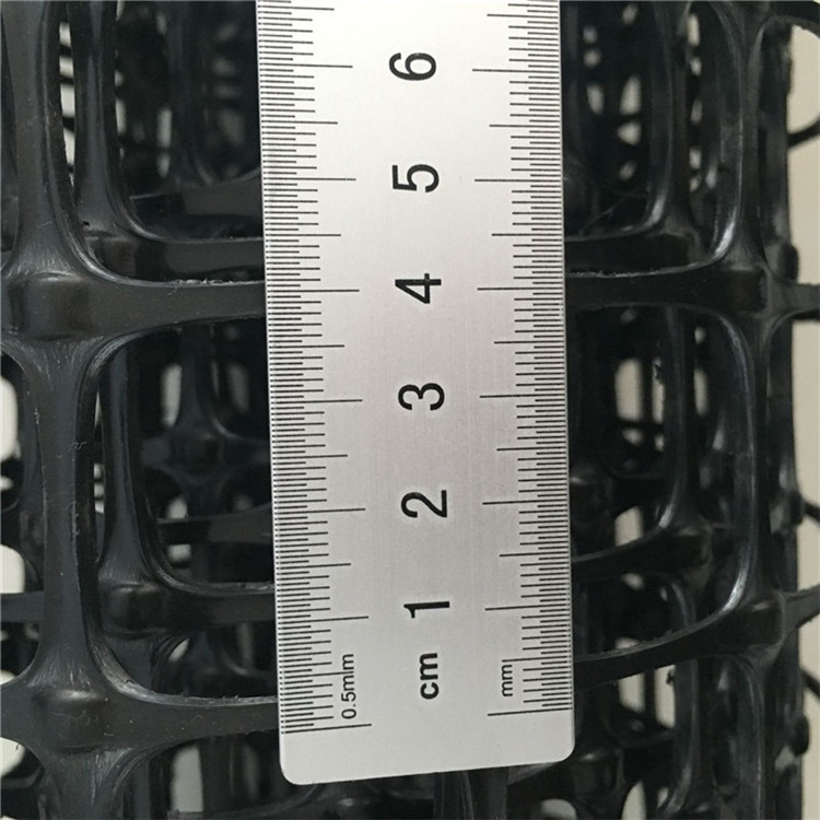 山東塑料土工格柵   廠家直銷塑料土工格柵報價電話
