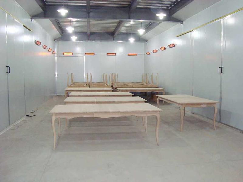 上門定制家具烤漆房機械噴漆房圖片