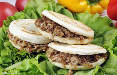 合肥肉夾饃加盟培訓(xùn)到徽湘情緣小吃圖片/合肥肉夾饃加盟培訓(xùn)到徽湘情緣小吃樣板圖 (4)