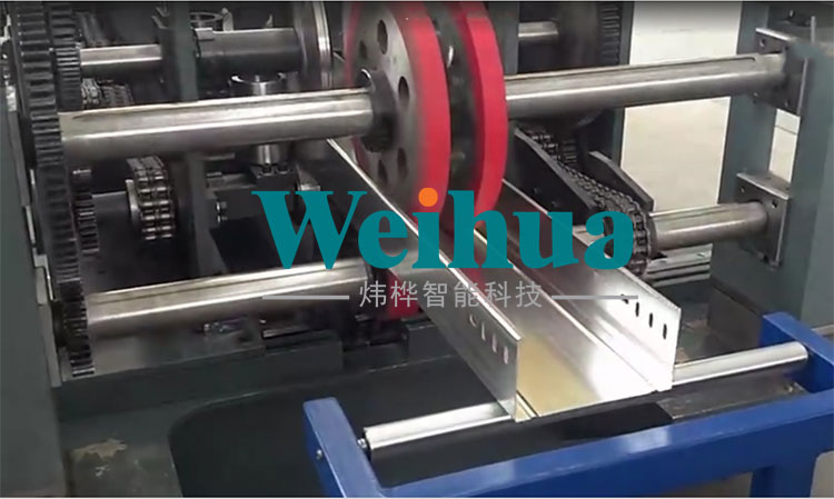 江蘇新型全自動(dòng)電纜橋架成型設(shè)備