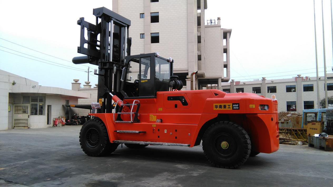 30噸叉車圖片
