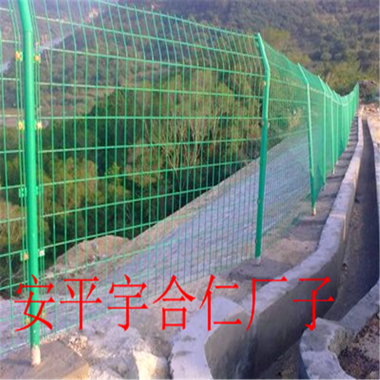 護欄網(wǎng)的用途分類圖片/護欄網(wǎng)的用途分類樣板圖 (3)