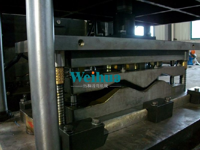 陽(yáng)極板自動(dòng)成型機(jī)圖片/陽(yáng)極板自動(dòng)成型機(jī)樣板圖 (3)