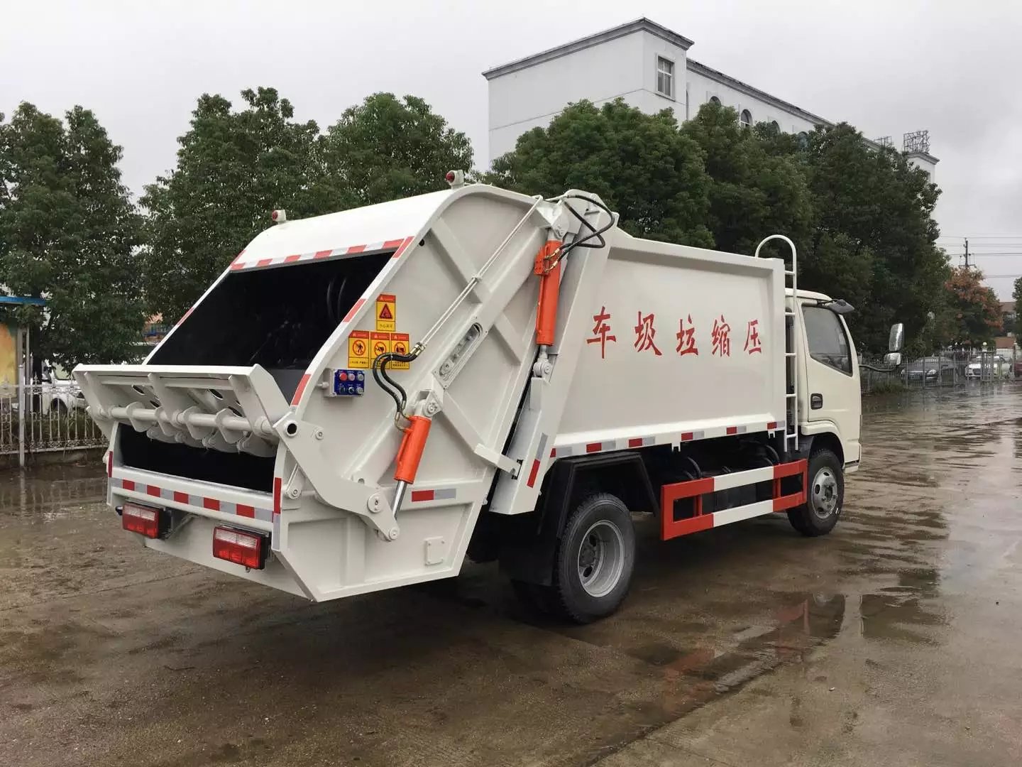 垃圾車圖片/垃圾車樣板圖 (3)