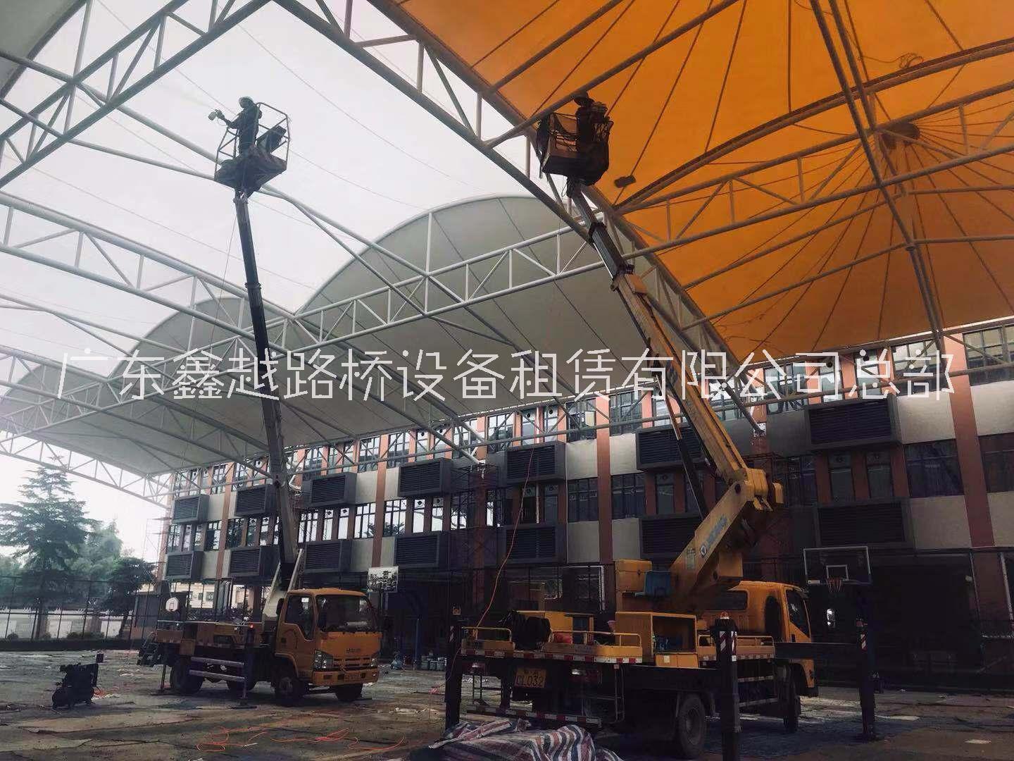 折叠臂高空作业车出租、高空车出租、路灯车出租、登高车出租