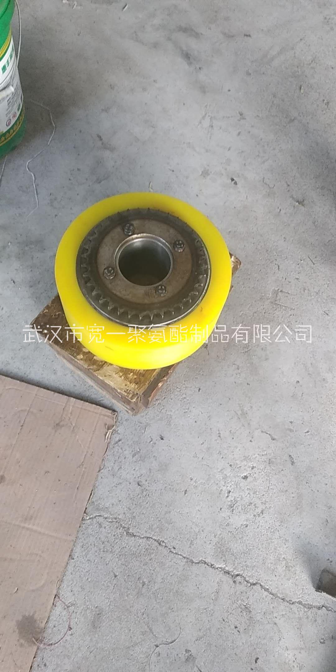 江西聚氨酯滾輪包膠加工定做 江西包膠輪廠家直銷(xiāo)