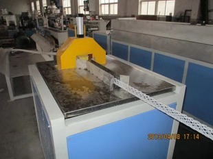 塑料網(wǎng)管設備_機器_生產線，網(wǎng)管生產線_設備_廠家_青島海沛斯塑料機械公司